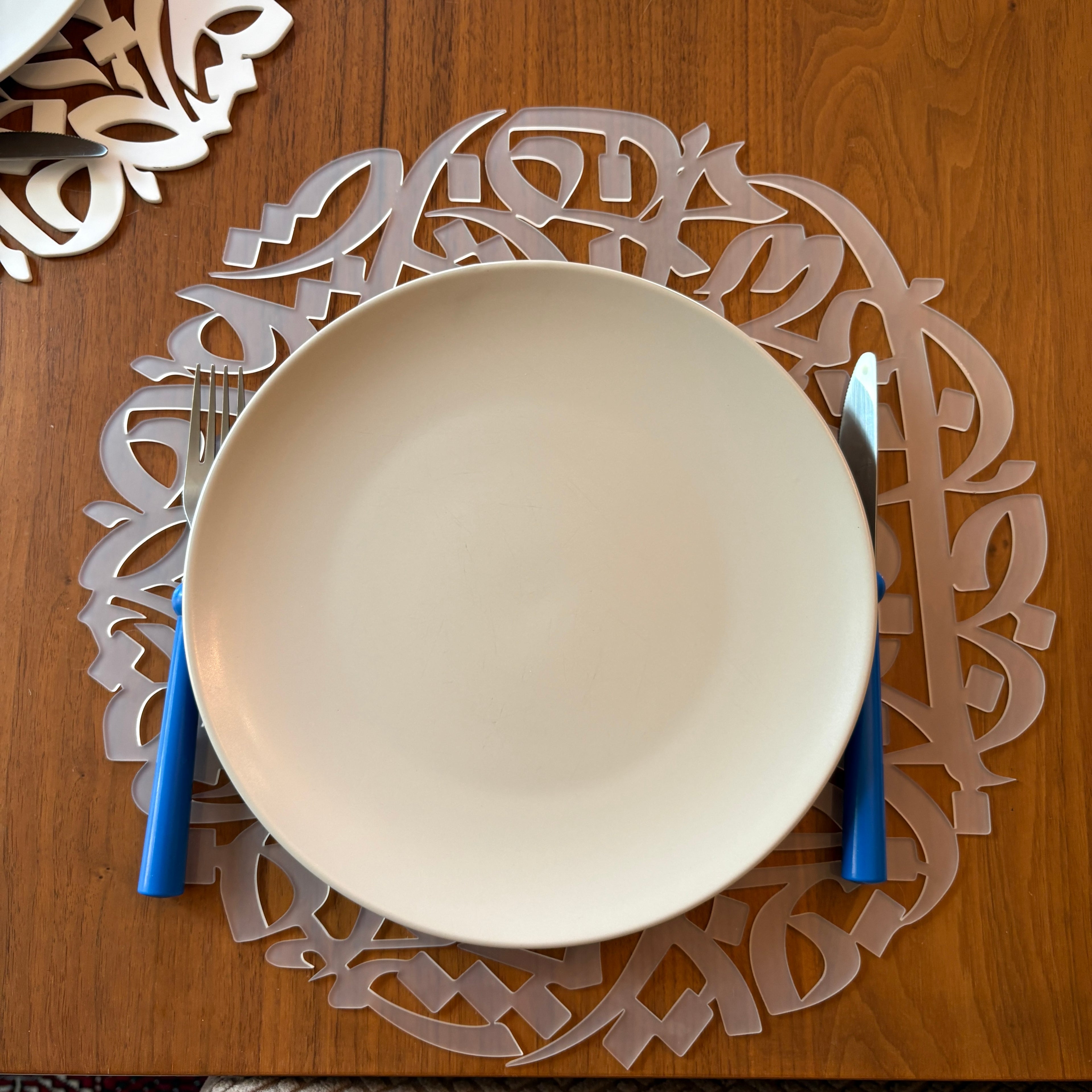 Set of Huroof Plexi Placemats