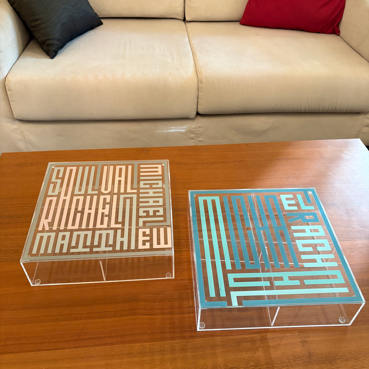 Customized English Calligraphy Box