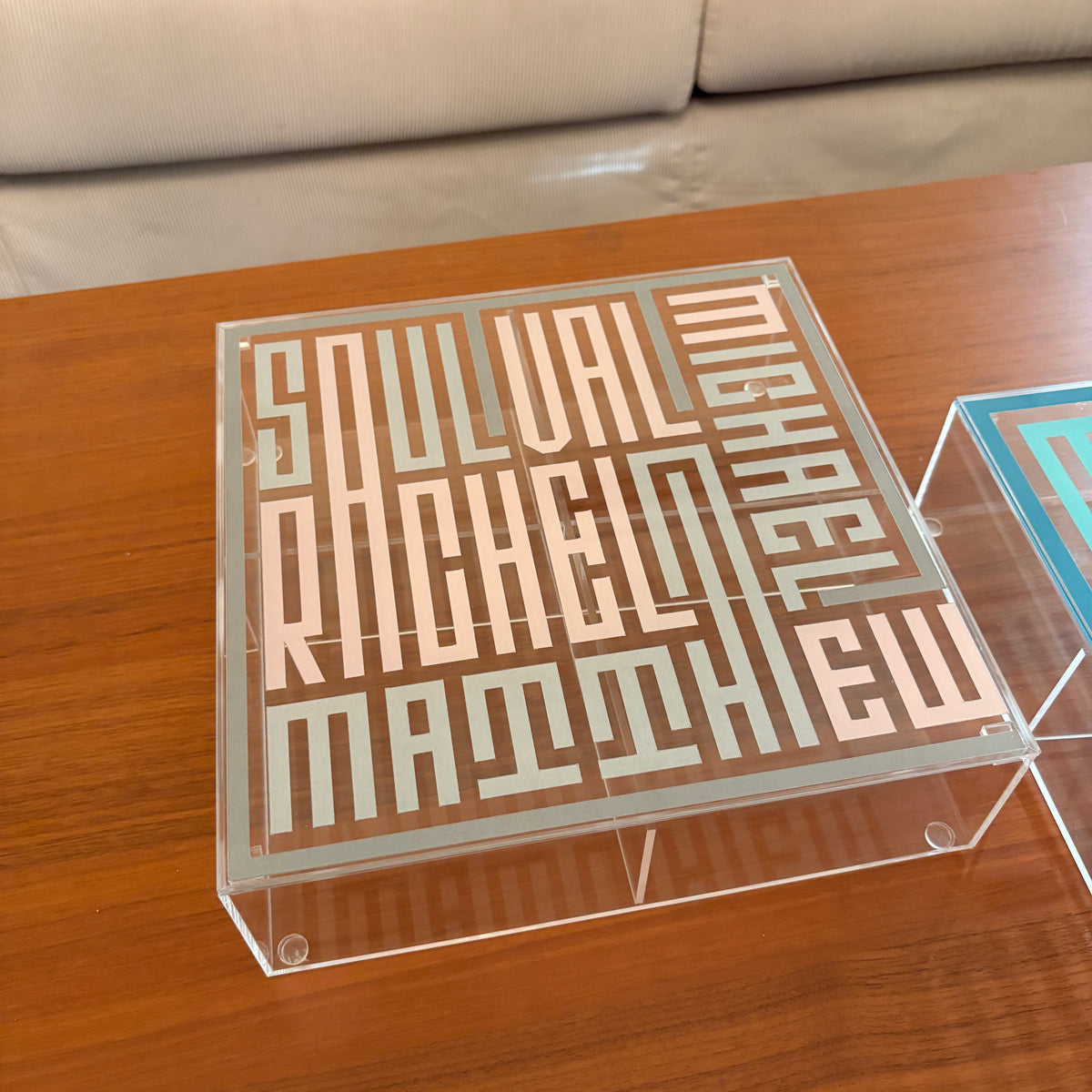 Customized English Calligraphy Box