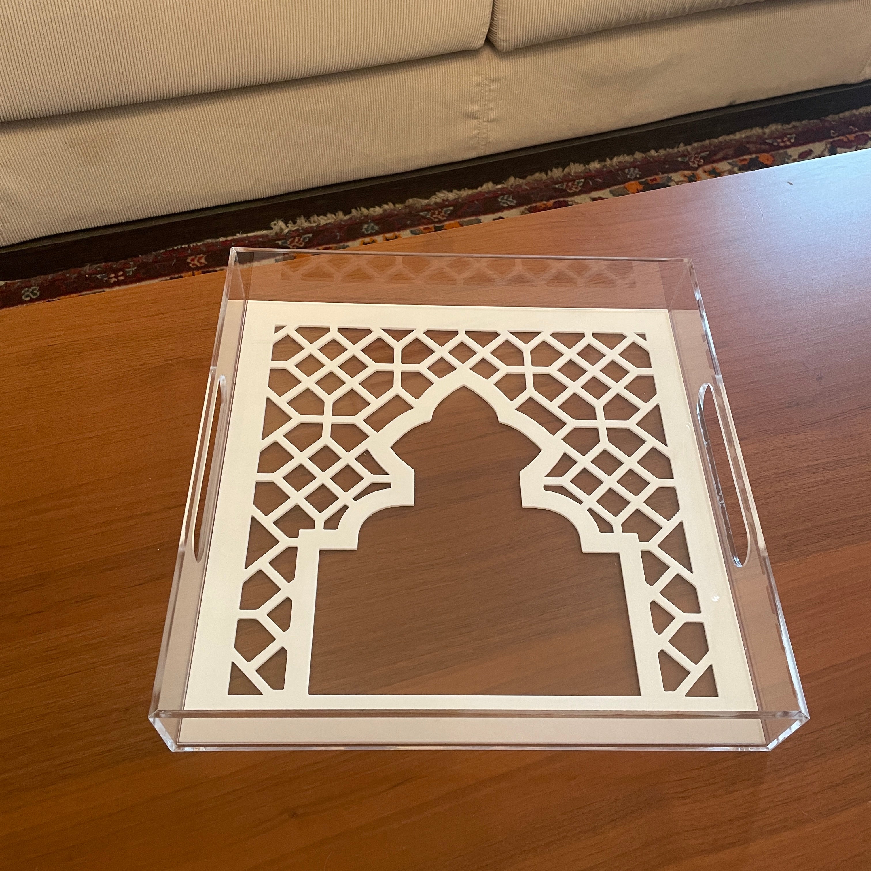 Arch Tray
